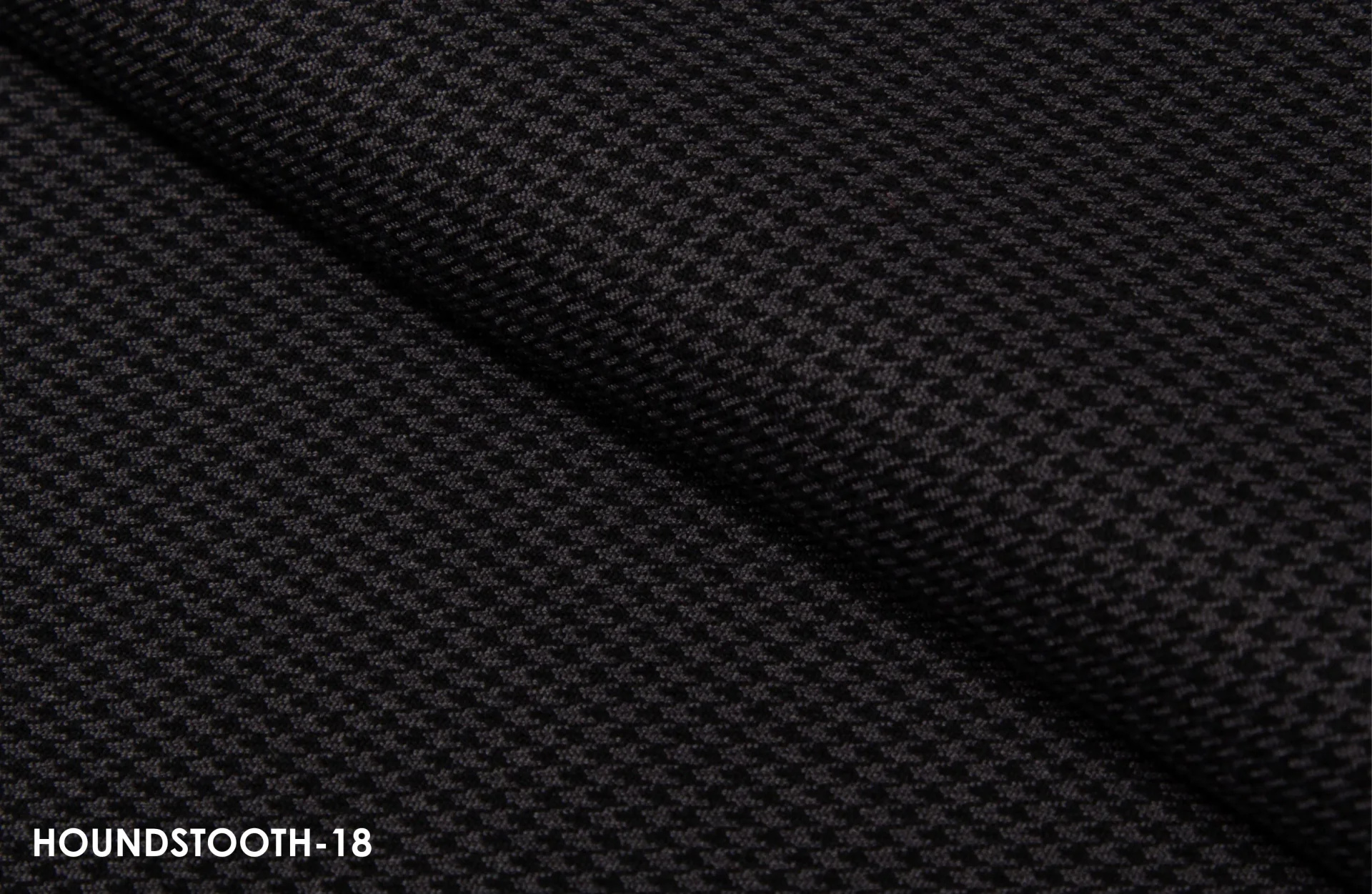 HOUNDSTOOTH18 FOLD SHOT