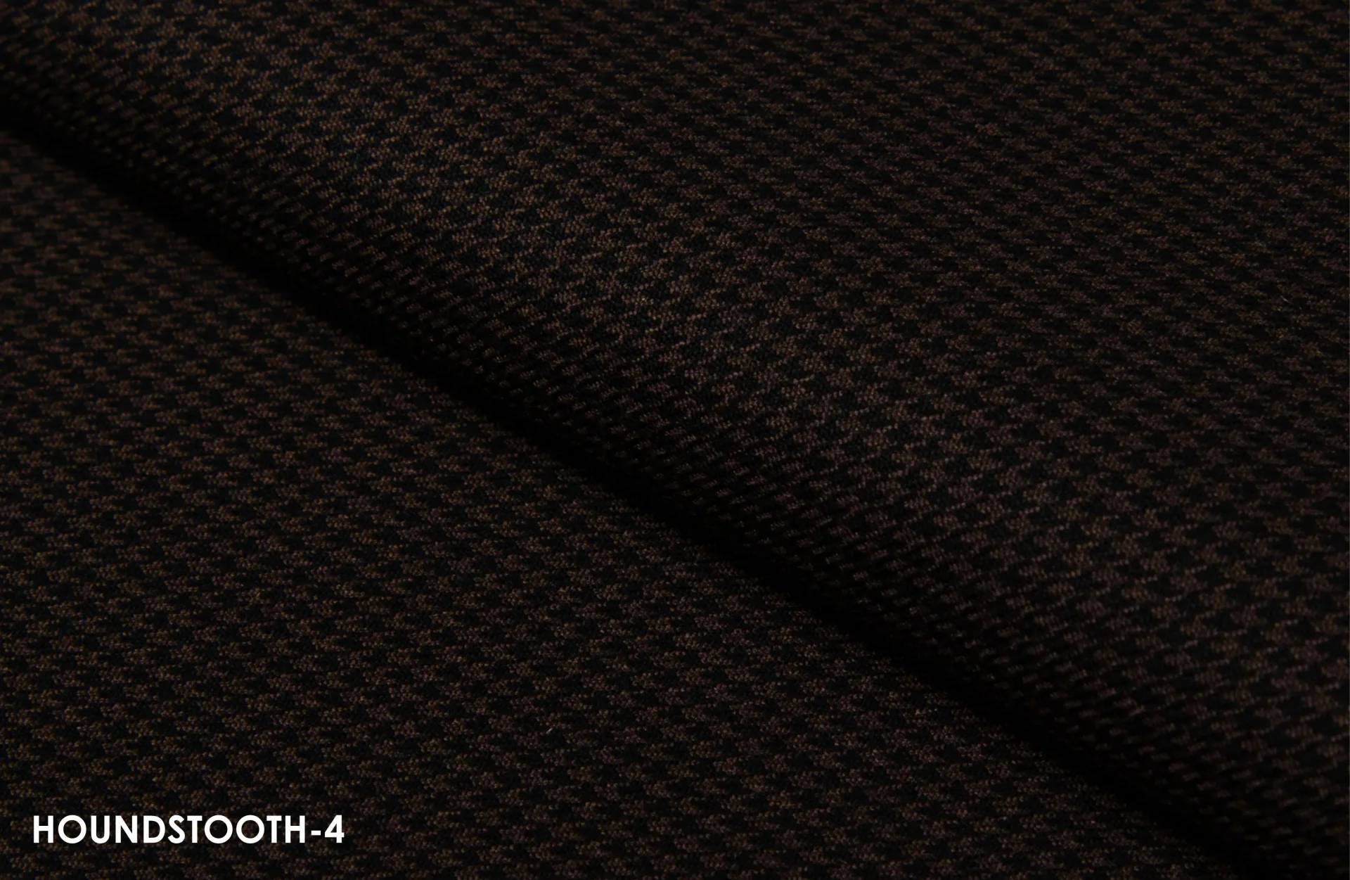 HOUNDSTOOTH4 FOLD SHOT