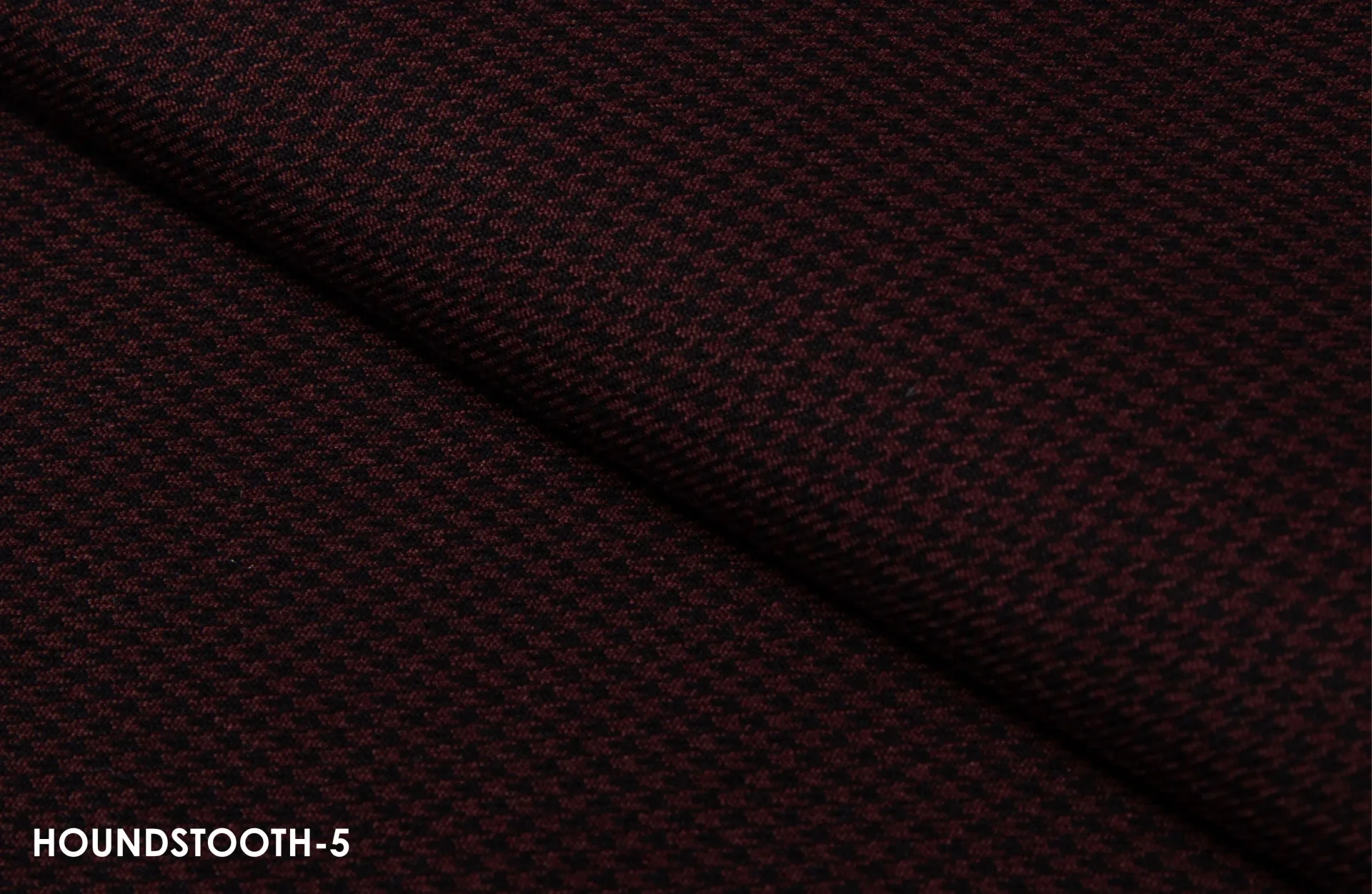 HOUNDSTOOTH5 FOLD SHOT