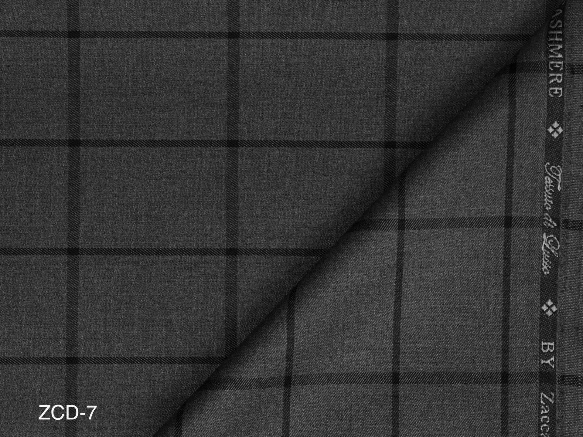 ZCD7  FOLD SHOT