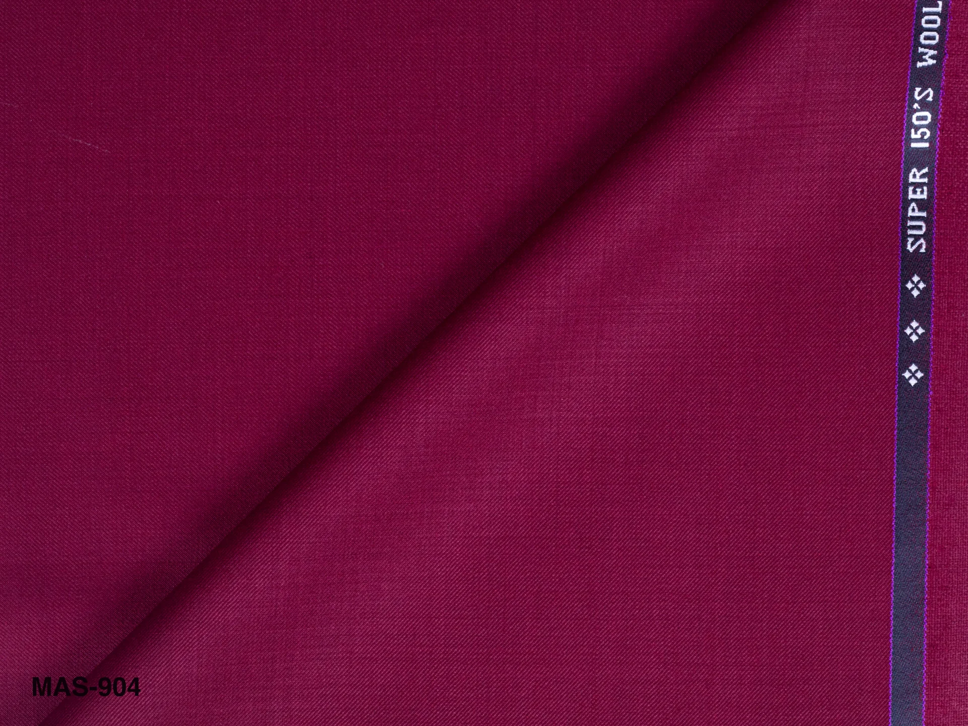 mas-904-fold-shot mas-904-fold-shot